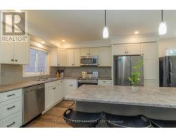 66 - 230 CLARKE ROAD - 5