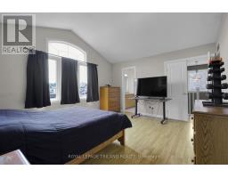 1800 CREEKSIDE STREET - 13
