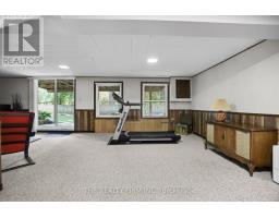 31 MCTAGGART CRESCENT - 28