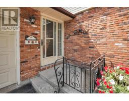31 MCTAGGART CRESCENT - 3