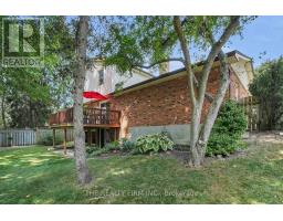 31 MCTAGGART CRESCENT - 30