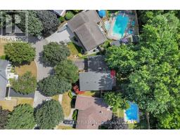 31 MCTAGGART CRESCENT - 44