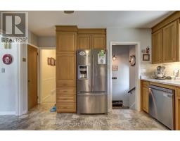 9 PULLEN AVENUE - 28