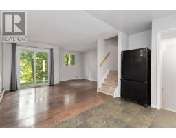 102 - 40 SUMMIT AVENUE - 11