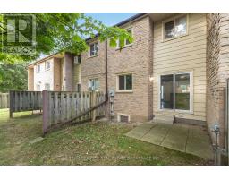 102 - 40 SUMMIT AVENUE - 46