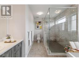 170 QUEEN STREET - 33