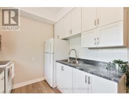 667 GRIFFITH STREET - 13