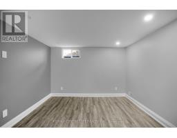 700 GLENGYLE CRESCENT - 29
