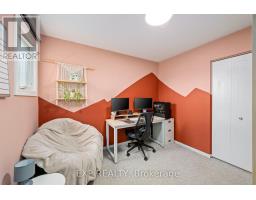 1852 BLOOM CRESCENT - 12