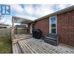 1852 BLOOM CRESCENT - 26