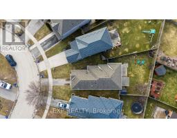 1852 BLOOM CRESCENT - 30