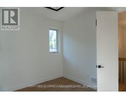16 - 430 HEAD STREET - 35