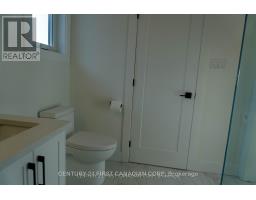 16 - 430 HEAD STREET - 44