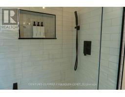 16 - 430 HEAD STREET - 47