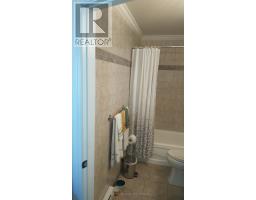 703 - 75 HUXLEY STREET - 17