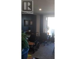 703 - 75 HUXLEY STREET - 26