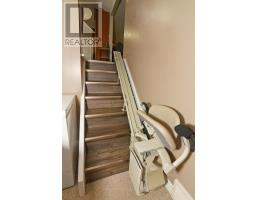 406 ELM AVENUE N - 18