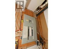 406 ELM AVENUE N - 19