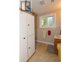 406 ELM AVENUE N - 21