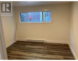 36 - 105 ANDOVER DRIVE - 28