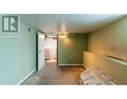13 EMPRESS AVENUE - 32
