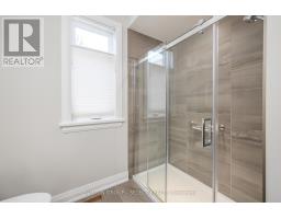 31 - 2290 TORREY PINES WAY - 23