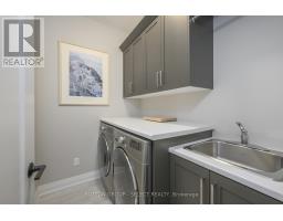 31 - 2290 TORREY PINES WAY - 25