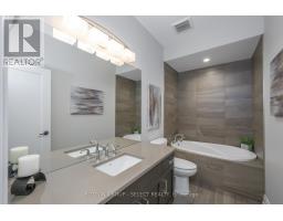 31 - 2290 TORREY PINES WAY - 30
