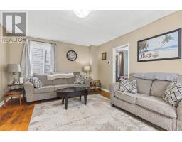55 ST. CATHERINE STREET - 8