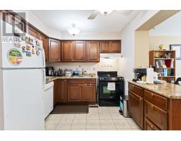 37 ELVIRA CRESCENT - 12