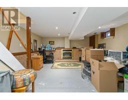 37 ELVIRA CRESCENT - 17