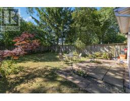 37 ELVIRA CRESCENT - 24