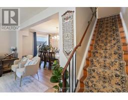 37 ELVIRA CRESCENT - 6