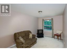 195 DEVERON CRESCENT - 16
