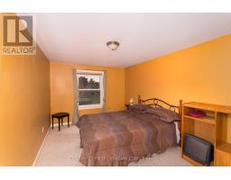 195 DEVERON CRESCENT - 18