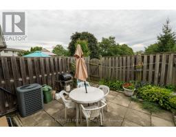 195 DEVERON CRESCENT - 26