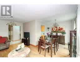 195 DEVERON CRESCENT - 5