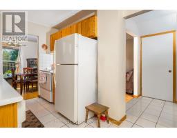 195 DEVERON CRESCENT - 8