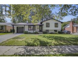553 VISCOUNT ROAD - 1