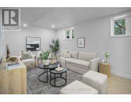 553 VISCOUNT ROAD - 27