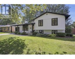553 VISCOUNT ROAD - 3