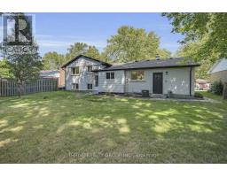 553 VISCOUNT ROAD - 33