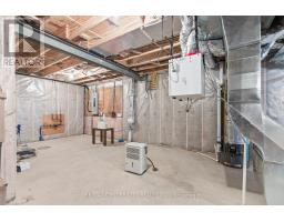 18 MURIFIELD DRIVE - 21