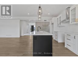 36 KELLY DRIVE - 15