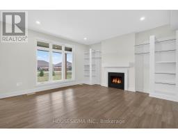 36 KELLY DRIVE - 19
