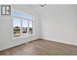 36 KELLY DRIVE - 20