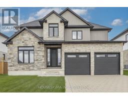 36 KELLY DRIVE - 3