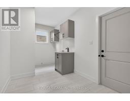 36 KELLY DRIVE - 41