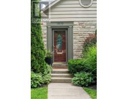 1010 HARRISON AVENUE - 4