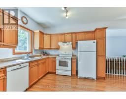 41 GREYROCK CRESCENT - 16